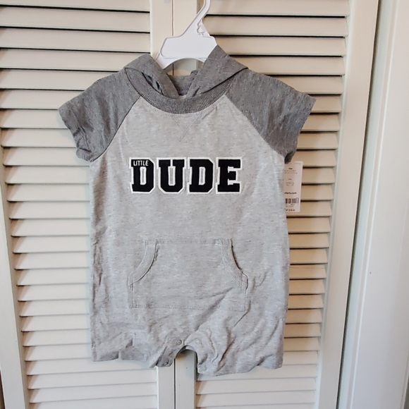 Carter's 18 months one piece shorts - Picture 1 of 4